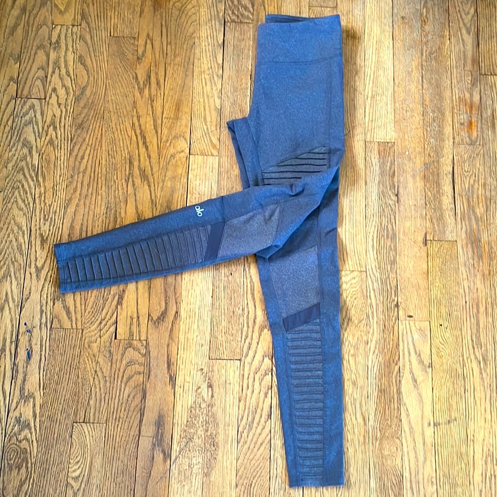 Alo Yoga Highwaisted Moto Leggings S